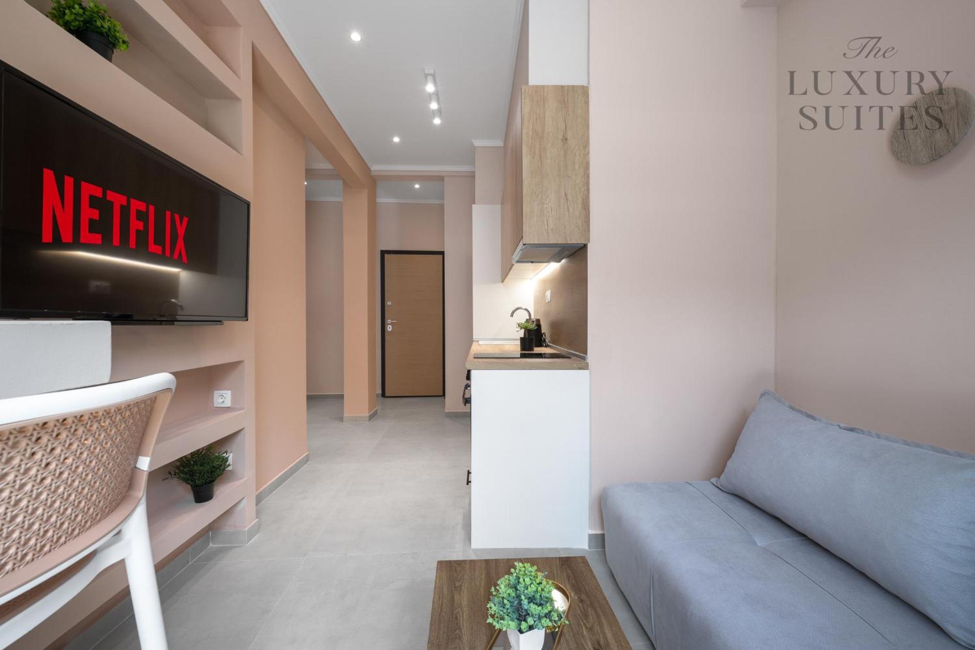 Aelia Apartments, The Luxury Suites Thessaloniki Exterior photo