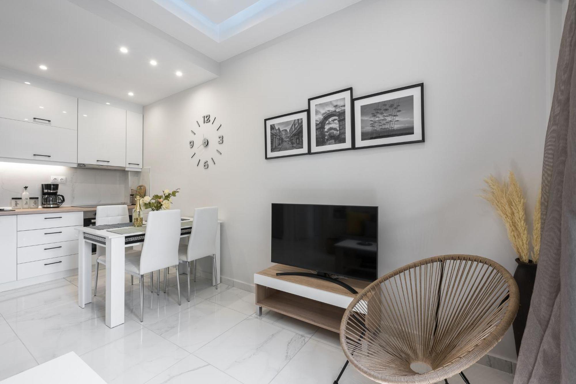 Aelia Apartments, The Luxury Suites Thessaloniki Exterior photo
